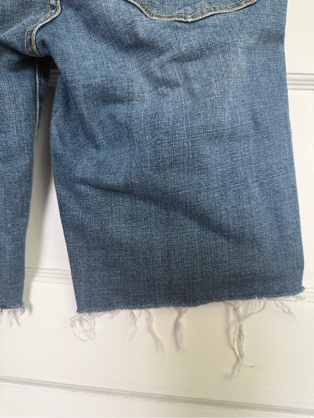 American Eagle Outfitters Blue Distressed‎ Cutoff Denim Bermudas Low Rise Y2K 6 - Picture 11 of 11